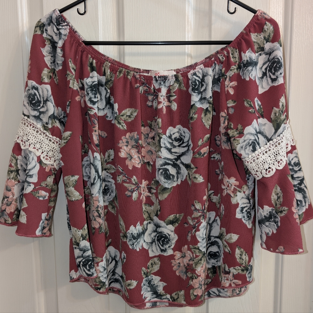 Chic Floral Off-Shoulder Blouse - Burgundy and Gray